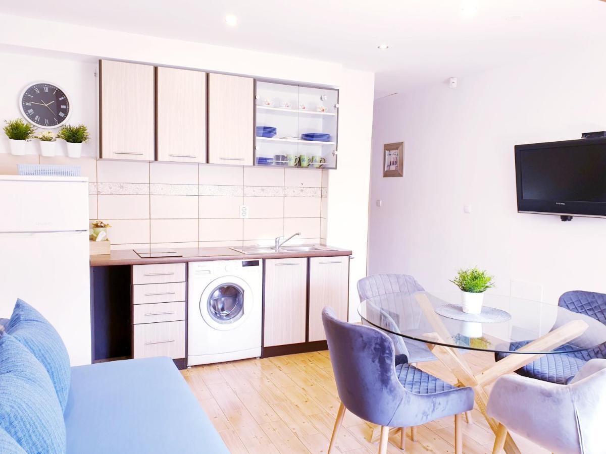Apartments Sandra In The Historical Center Of The City Supetar Bagian luar foto